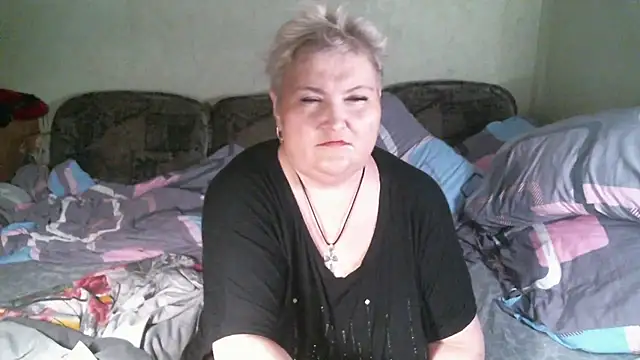 Lana555: онлайн-секс-чат