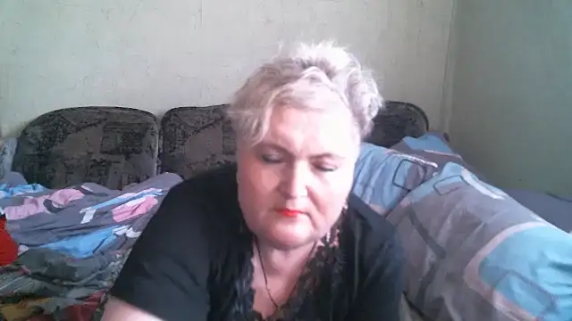 Lana555 Adlı Modelin Canlı XXX Sohbeti