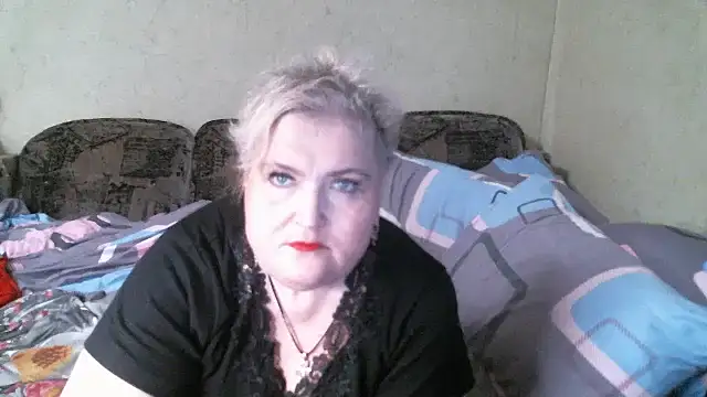 Lana555 Adlı Modelin Canlı XXX Sohbeti