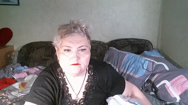 Lana555 即時 XXX 聊天