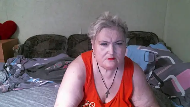 Show modela Lana555 na web-kameri