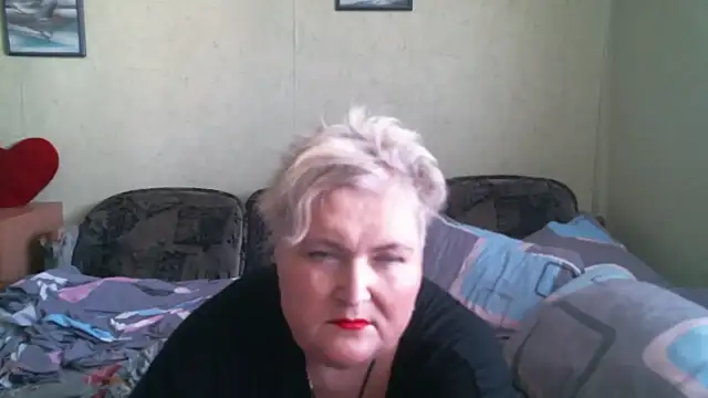 Lana555 即時 XXX 聊天