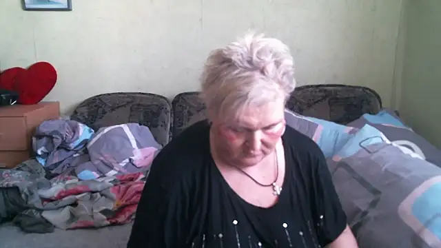 Lana555: онлайн-секс-чат