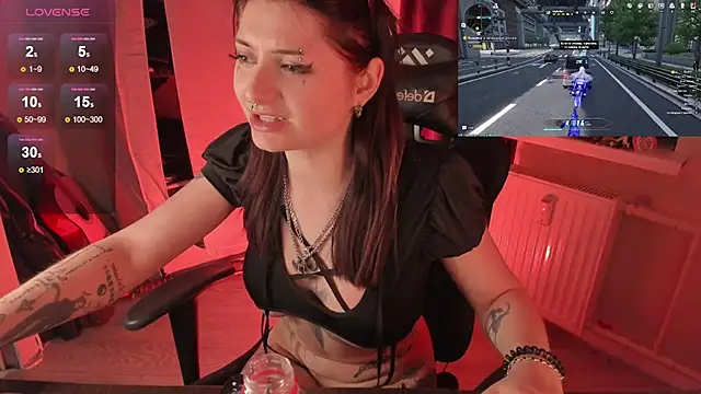 Melante Adlı Modelin Canlı XXX Sohbeti