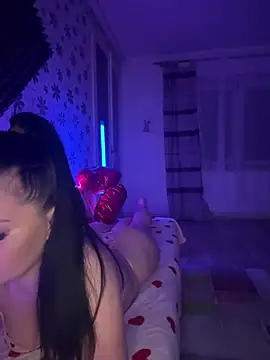 Pokazy przed kamerką – Mihadttraf