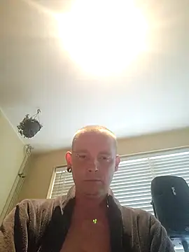 piercingpik webcam show
