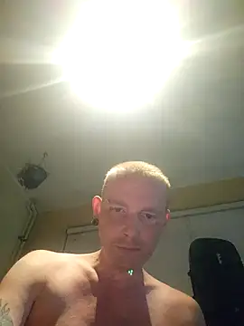 piercingpik – webcam-show
