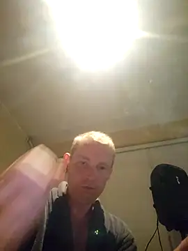 piercingpikn Webbikameraesitys