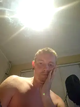 piercingpik Webcamshow