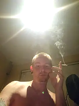 عرض كام piercingpik