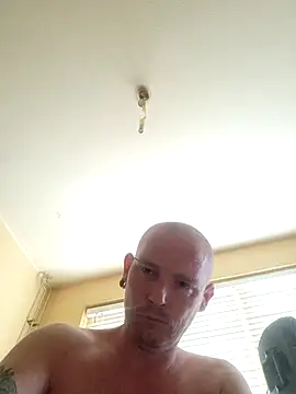 piercingpik Webcam Show