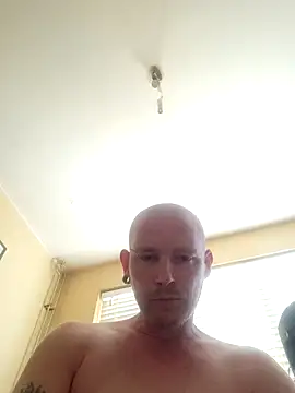 piercingpik webcam show