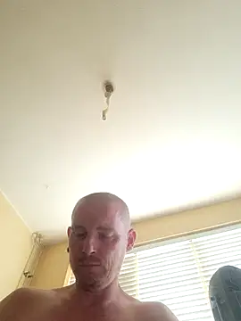 piercingpik Webcam Show