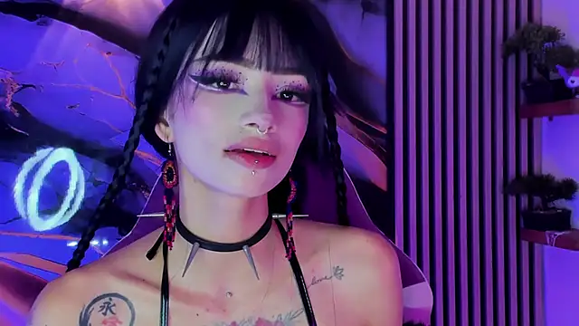 chloe_jacksonn Adlı Modelin Canlı XXX Sohbeti