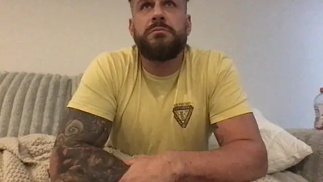Pokazy przed kamerką – mr_tatyum