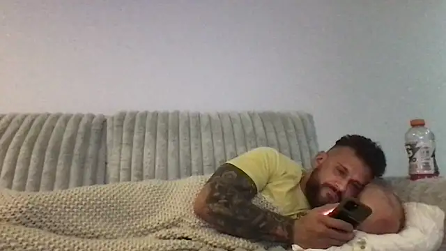 Pokazy przed kamerką – mr_tatyum
