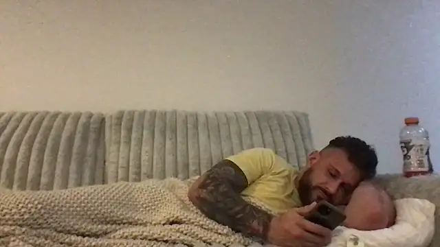 mr_tatyum webkamerás műsora