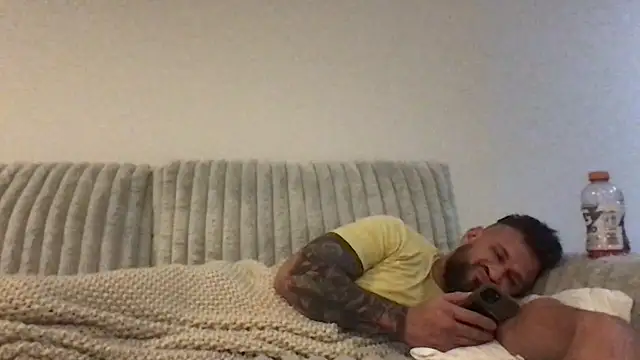 mr_tatyum's Webcam Show