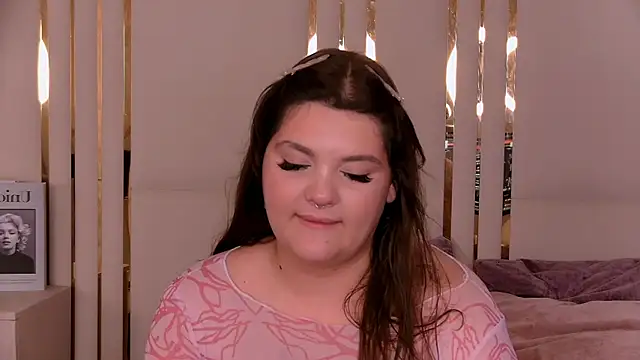 EmilyHyden Live chat-huone