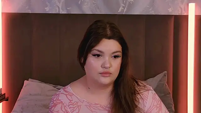 EmilyHyde's Webcam Show