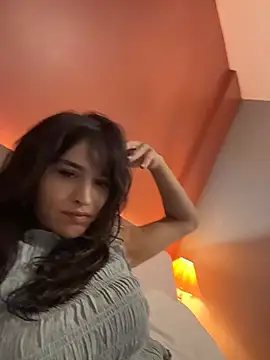 دردشة DarkDesin الجنسية المباشرة