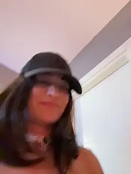 DarkDesin's Live XXX Chat