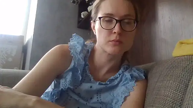 Jugira Adlı Modelin Canlı XXX Sohbeti
