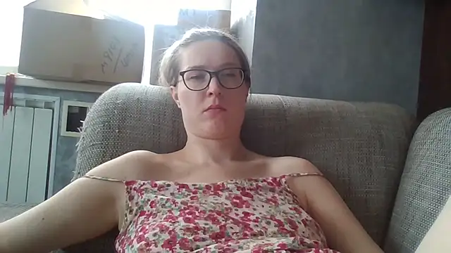 Jugira's Live XXX Chat