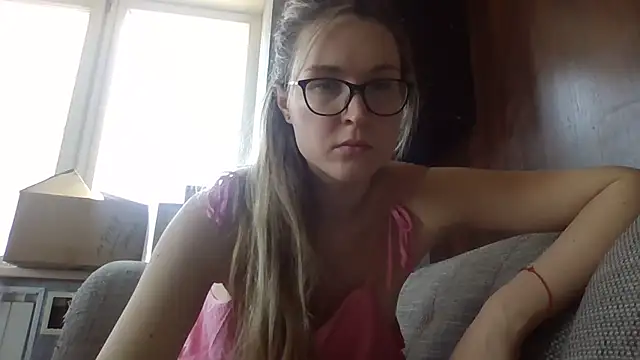 Jugira Chat XXX in diretta