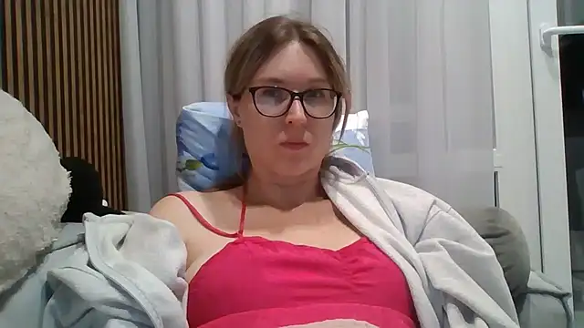 Jugira Live XXX Chat