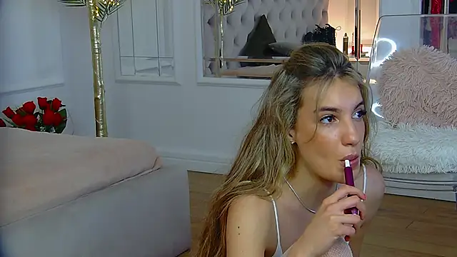 KimmDaviss' Webcam Show