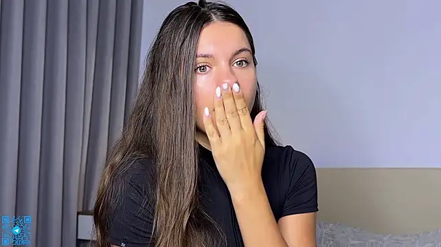 chloemilka 现场XXX聊天