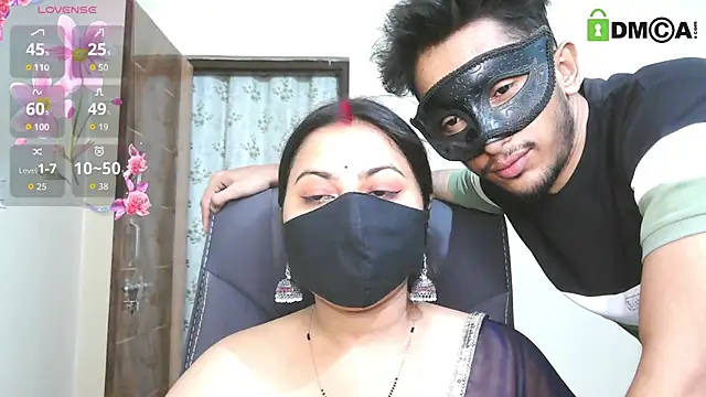 SassyWildCouple Pertunjukan Webcam