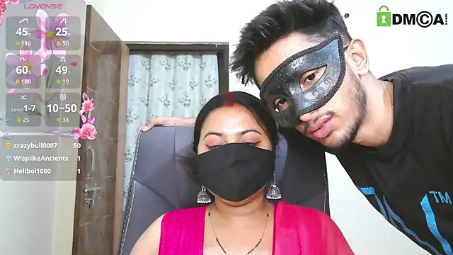 SassyWildCouple live XXX chat