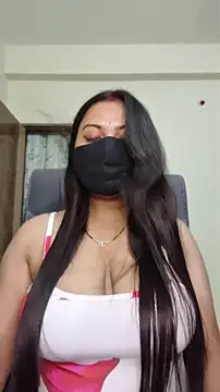 SassyWildCouple Show in webcam