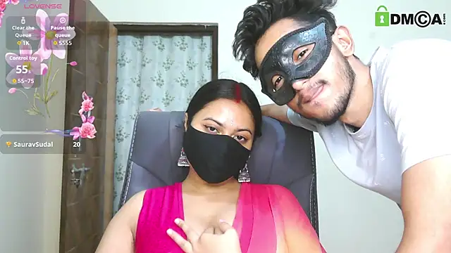 SassyWildCouple 网络视讯表演