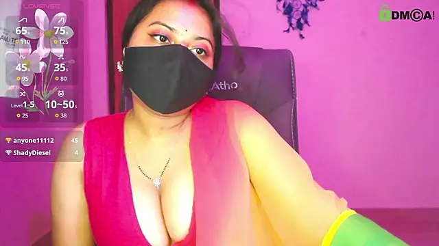 GoddessAnamika: διαδικτυακό σόου στην κάμερα