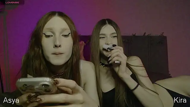 sweetykittysysya's Webcam Show