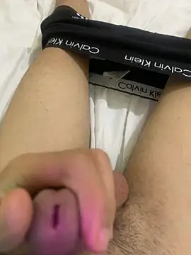 Show modela AmineMouna76 na web-kameri