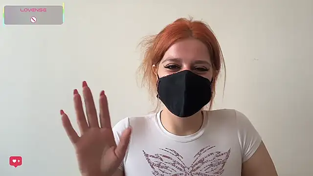 Pearlydoll Webcam Show