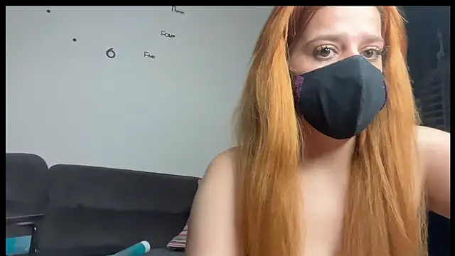 Pearlydoll Adlı Modelin Web Kamerası Şovu