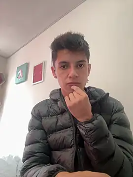 YEICK-17 Webcam Show