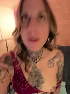 sarahpearlx 即時 XXX 聊天