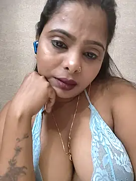 Sexyhina321's Webcam Show