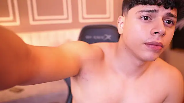 Ethan_occonor's Webcam Show