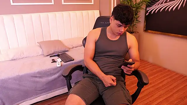 Czat XXX na żywo – Ethan_occonor