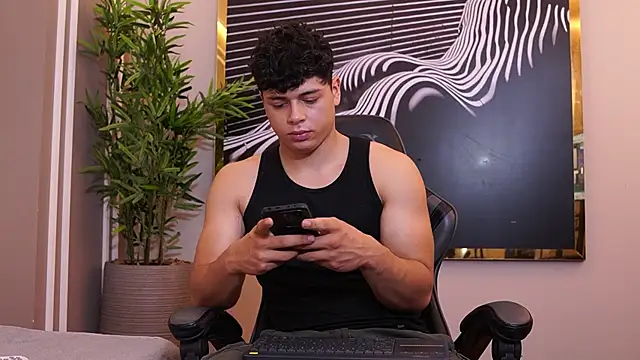 הופעת וובקאם של Ethan_occonor