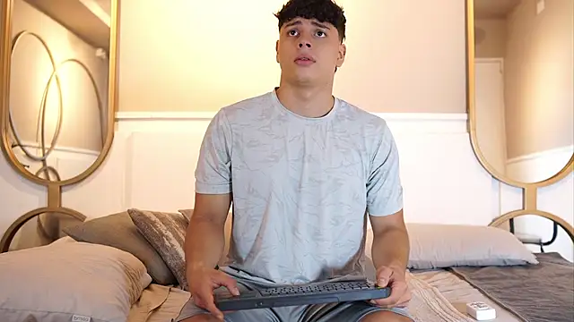 Ethan_occonor's Webcam Show