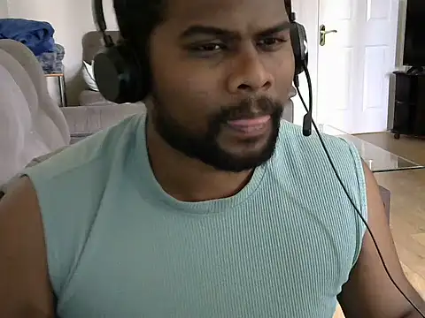 YOURCRAZYDADDY Webcam-Show