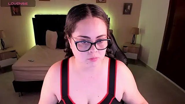 LolaVillalobos' Live XXX Chat